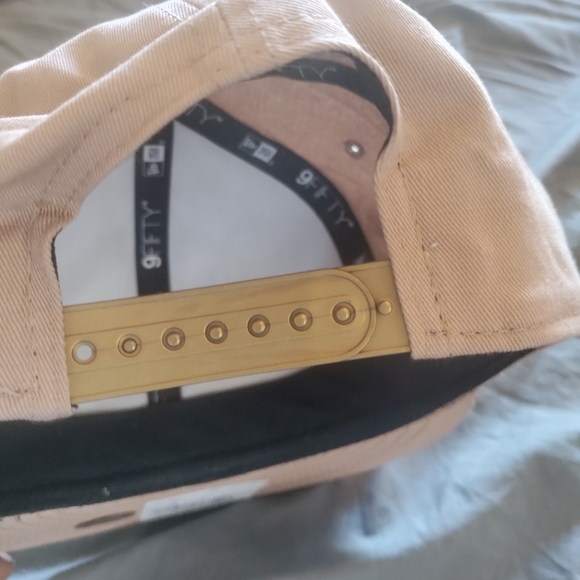 Cincinnati baseball snap back hat - Picture 4 of 4